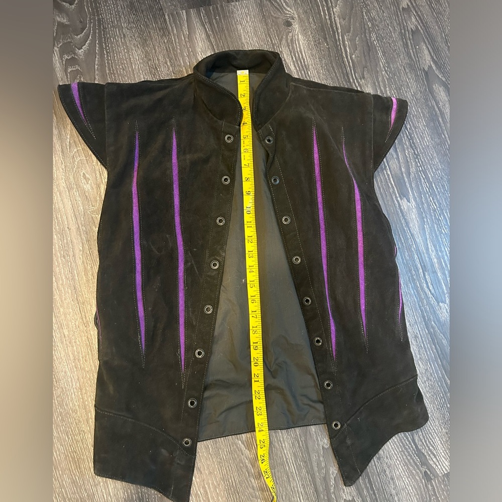 Vintage black & purple vest lace up sides- estimate of S/M - see measurements - Picture 3 of 8